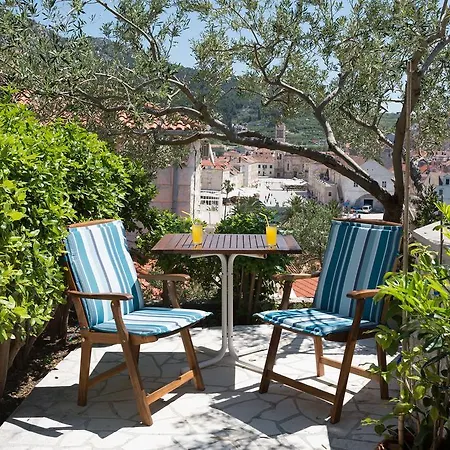 Olive Tree Apartman Hvar Town